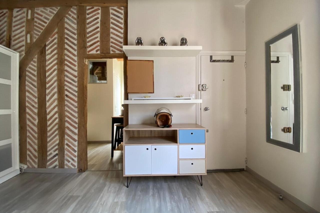 Typical Apartment In The Heart Of The City With Wifi 图尔 外观 照片